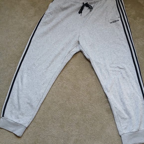 Grey Adidas original fleece jogger (used) - Picture 2 of 6
